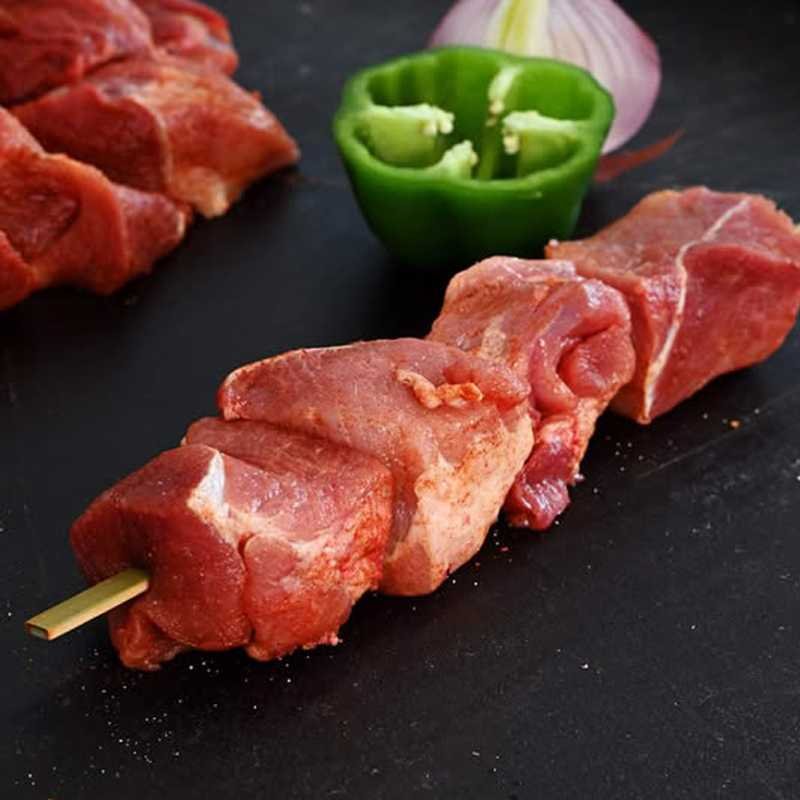 knt xoirino ΚΟΝΤΟΣΟΥΒΛΙ ΧΟΙΡΙΝΟ ΜΑΡΙΝΑΡΙΣΜΕΝΟ - Image 1